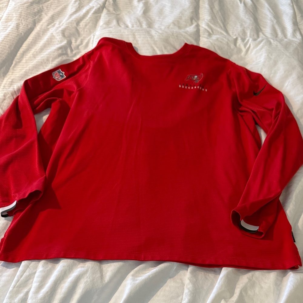 Nike Drifit 2xl Red Long Sleeve Tampa Bay buccaneers shirt